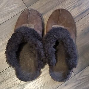 Ugg clogs